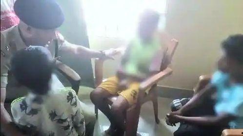 吃瓜视频女子石头砸死,意外引发悲剧